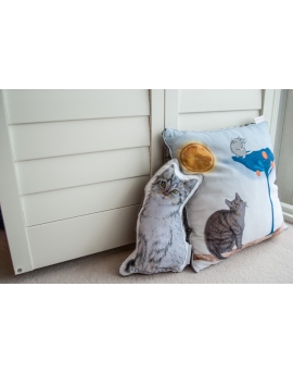 Poduszka Kot w Butach na welurze bawełnianym 40x40 cm